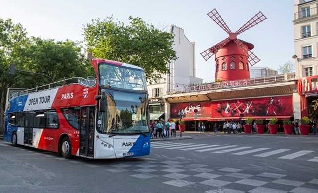 tour bus around paris