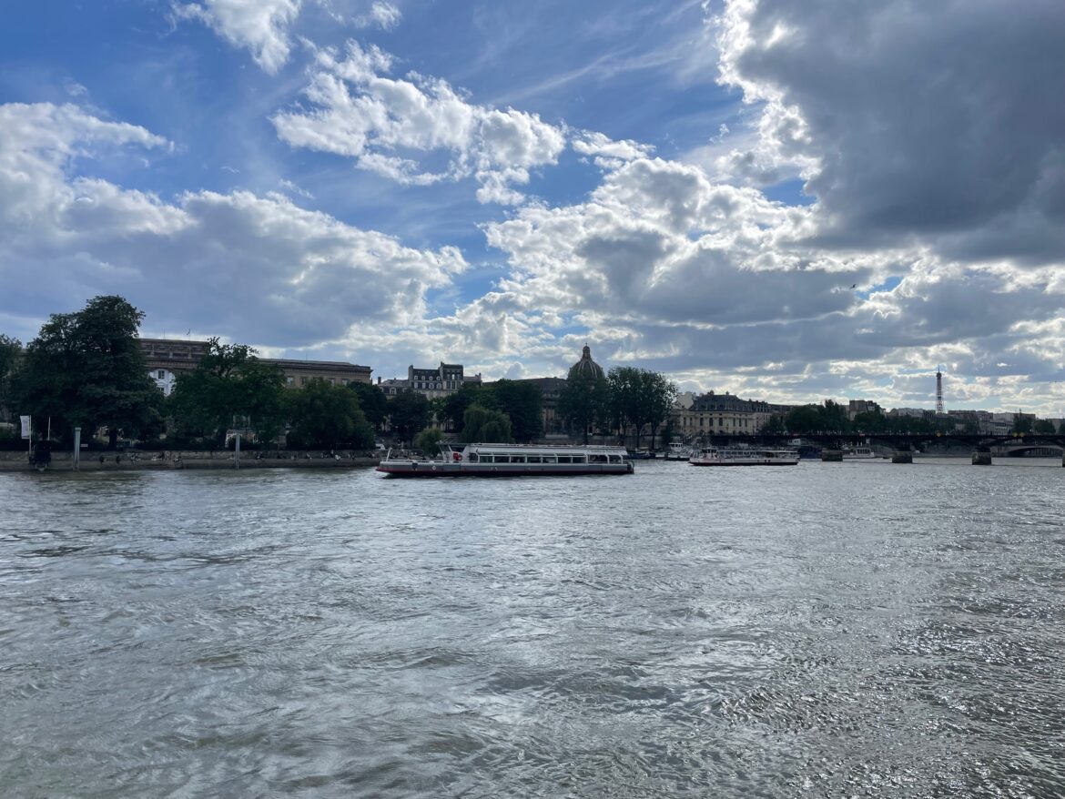 Promenade sur la Seine des Vedettes du pont Neuf