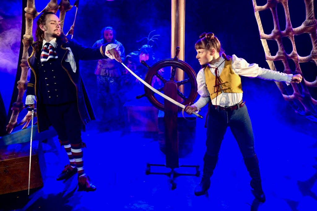 Scène du spectacle Zélie la pirate à l'Apollo Théâtre